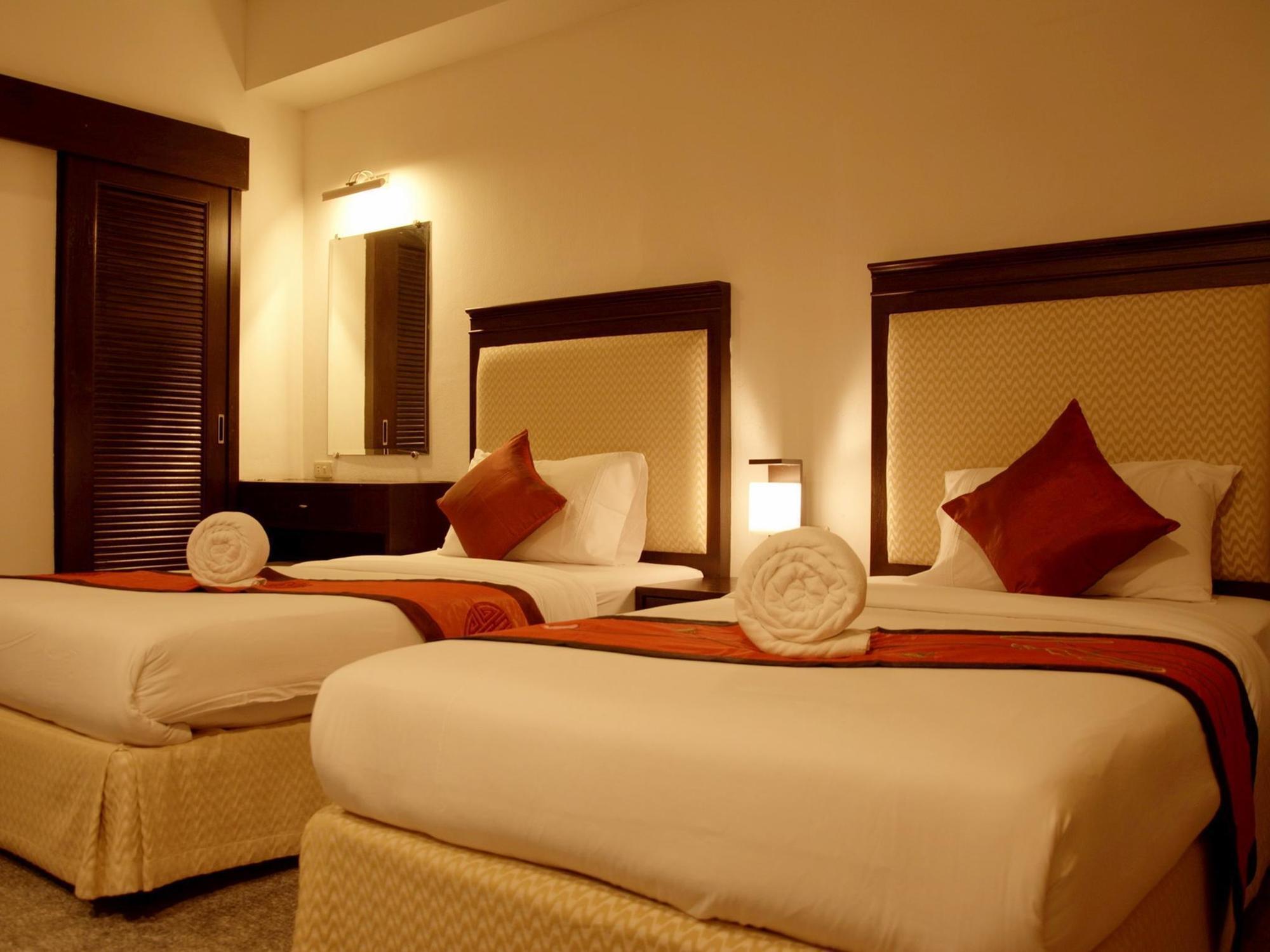 Washington Residence Phuket ภายนอก รูปภาพ